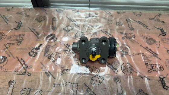 MB060570 Brake Wheel Cylinder Fits MITSUBISHI Canter