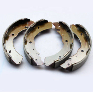 Isuzu D-Max Mitsubishi L200 Drum Brake Shoes 4600A447 8-97947-802-0