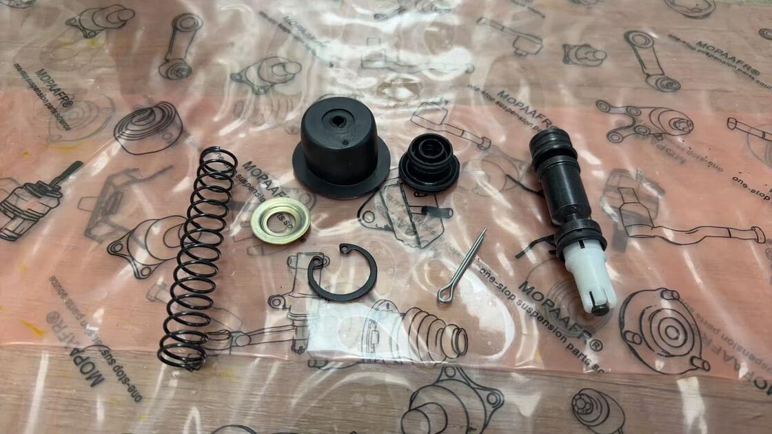 04311-12060 Clutch Master Cylinder Kit Fits Toyota Corolla AE101 1991-1995