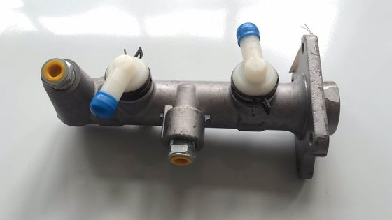 47201-36390 47201-36410	Brake Master Cylinder 47201-36390 Fits  FITS TOYOTA  COASTER HZB50 1HZ Spare Parts	Brake Master Cylinder 47201-36390  FITS COASTER Bus 1993-2001 2.7L 3.7D	BB42L-BRMRS		1993-200