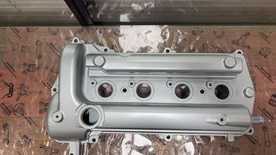 11201-21070 Cylinder Head Cover Fits Toyota Corolla NZE141