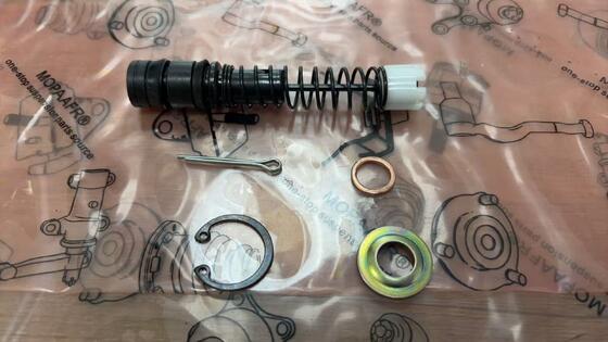 04311-14010 Clutch Master Cylinder Repair Kit Fits TOYOTA Corolla