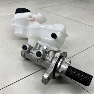 UCYS-43-40ZA Brake Master Cylinder For Mazda BT-50 UCYD-43-40ZA UCYA-43-40Z